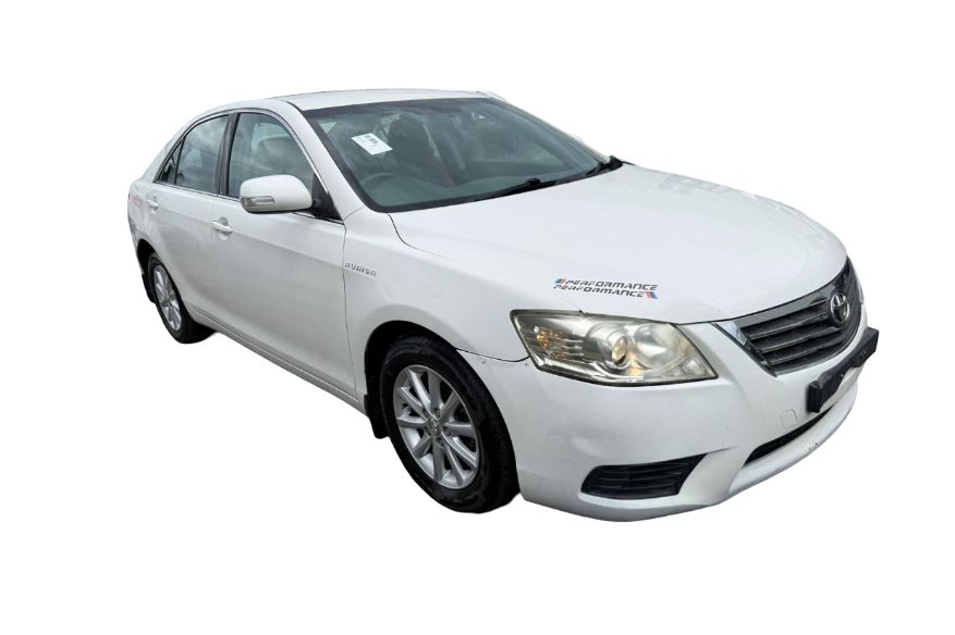 Toyota  Aurion