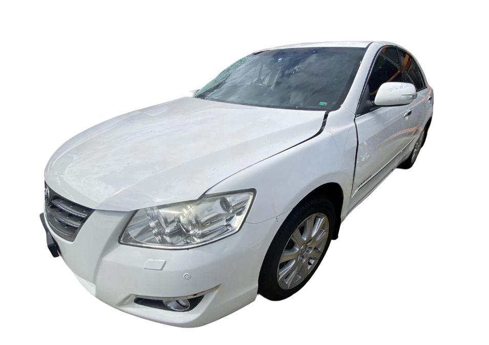 Toyota  Aurion