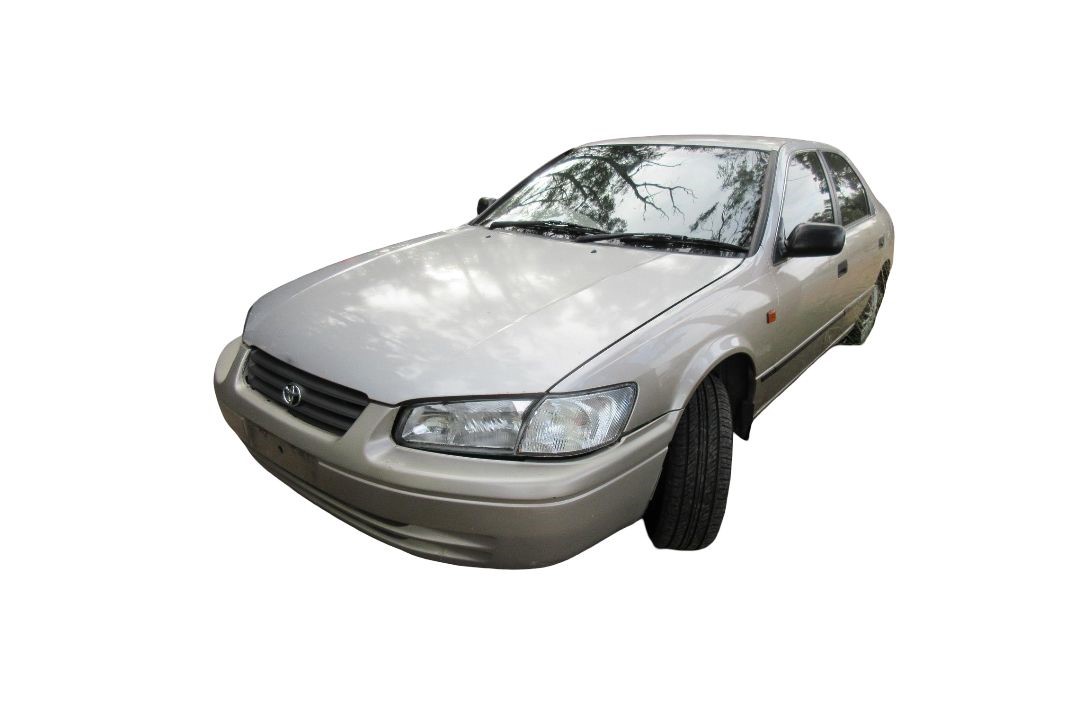 Toyota  Camry 