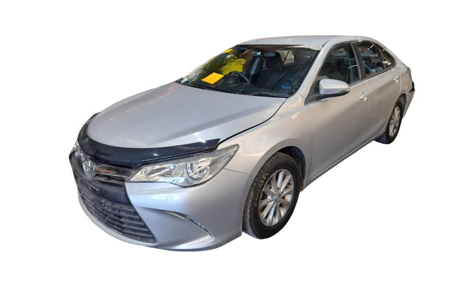Toyota  Camry 